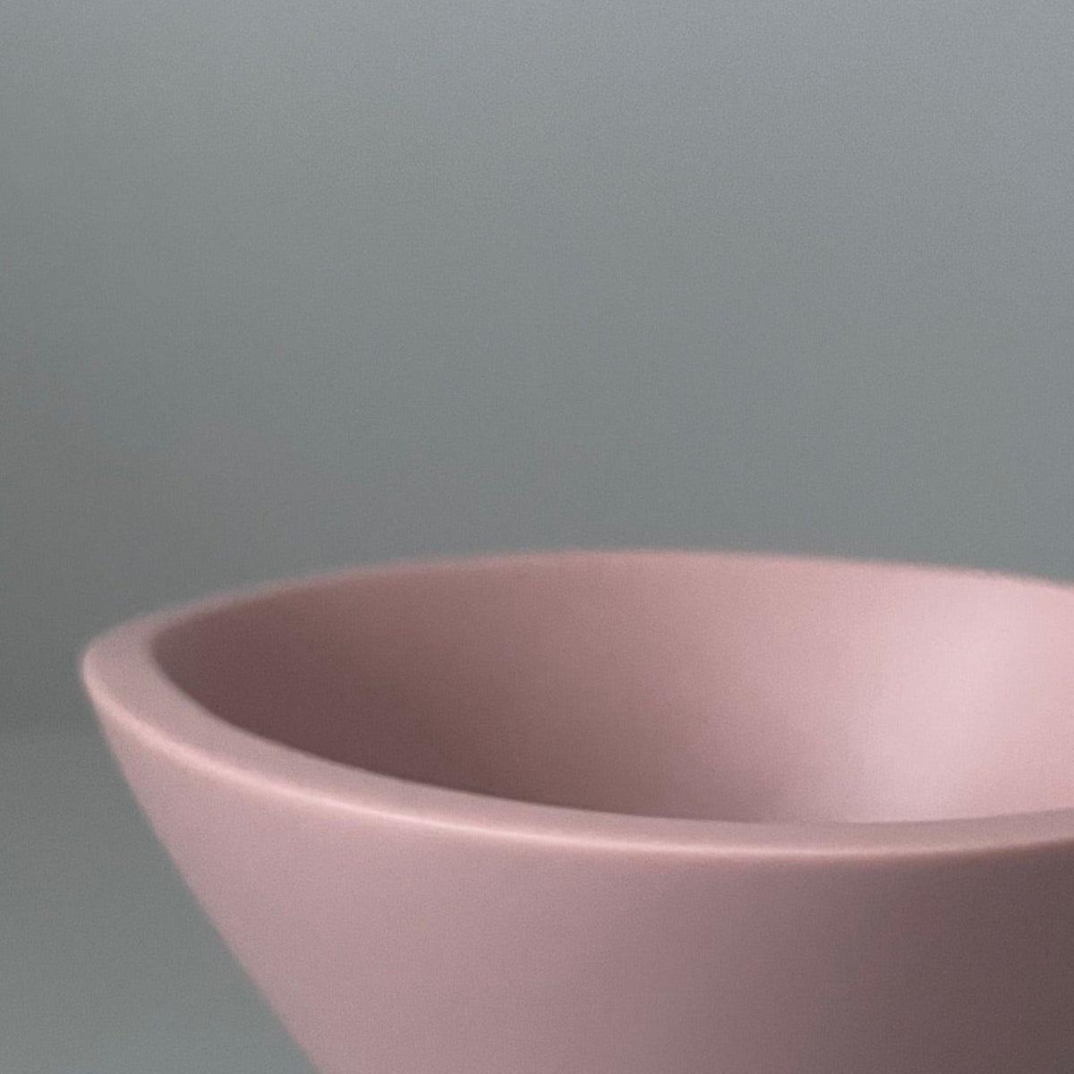Atlawa Large Resin Bowl | Blush Pink – Abroad Modern