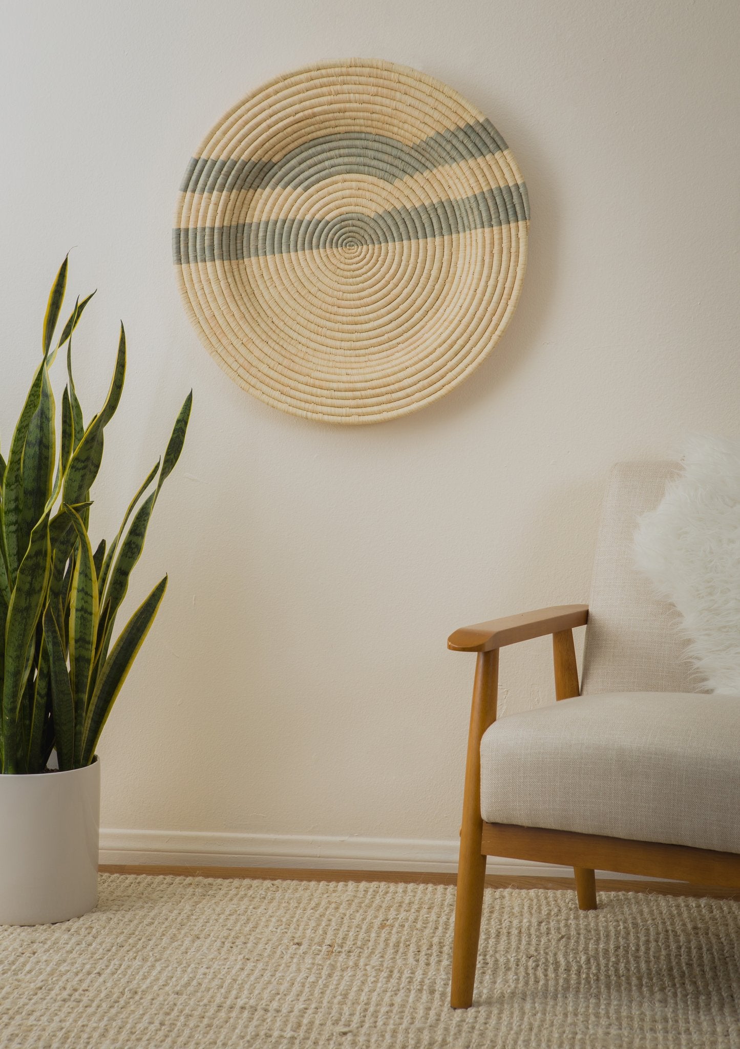 Gray Double Striped Woven Raffia Wall Art Plate