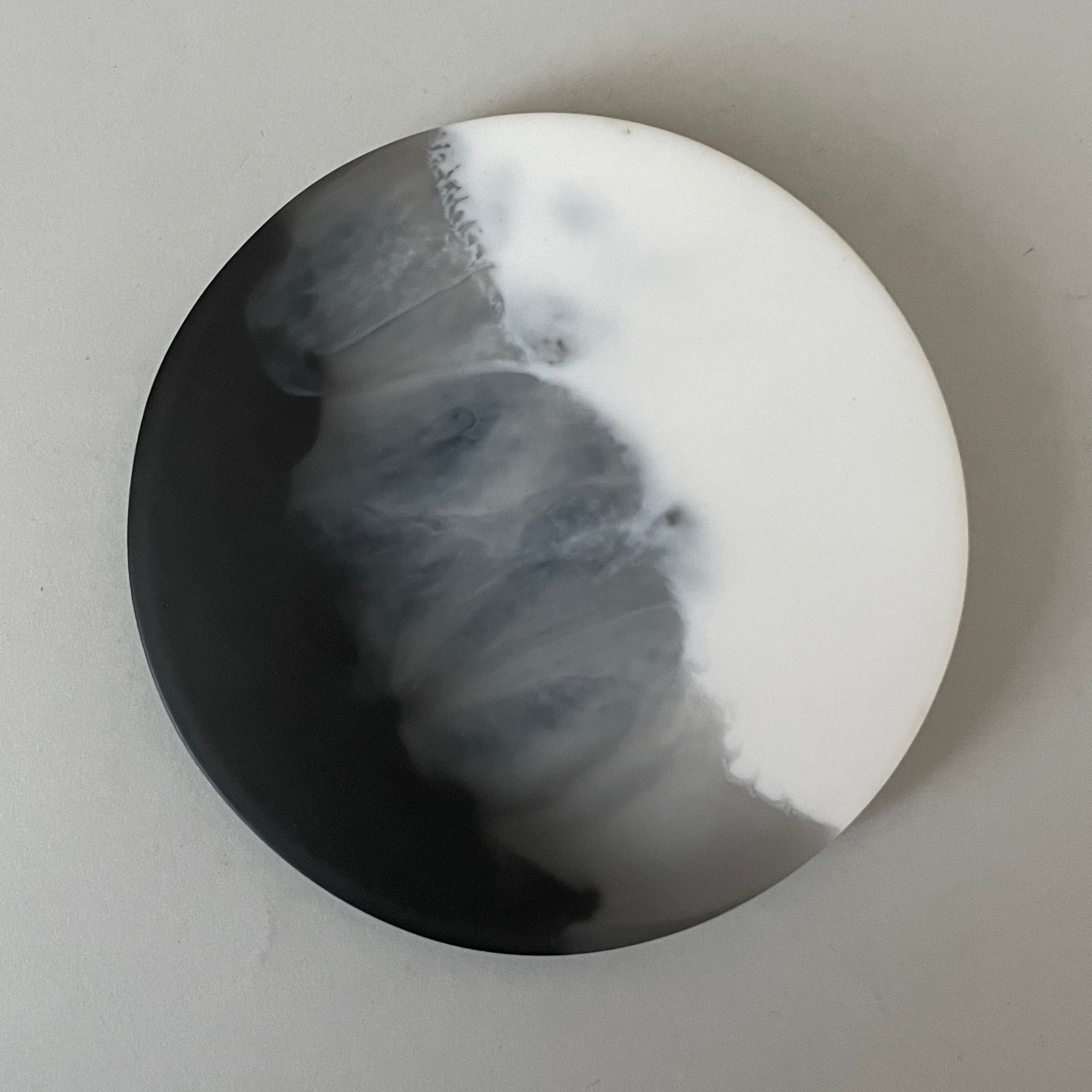 Izta Resin Large Round Centerpiece Bowl